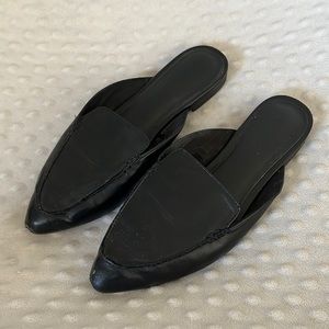Express slip on flats. Womens 7. Black